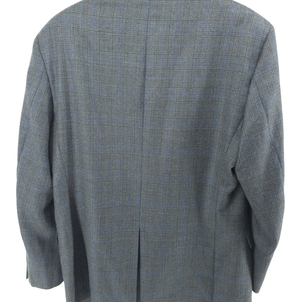 Brooks Brothers please note